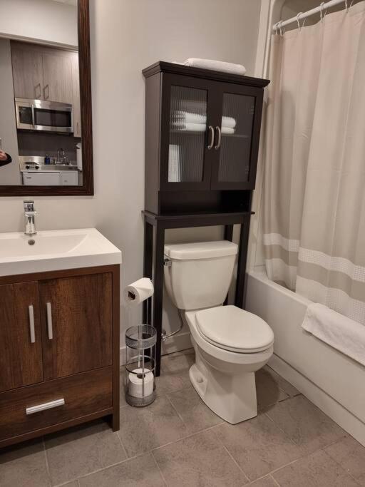 Apartment Cozy Sweet #9. Min To D.t Ottawa